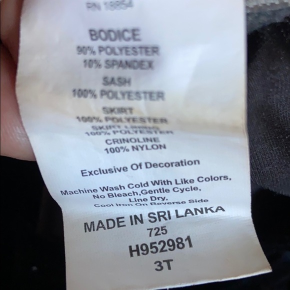 RARE Two Little Girls Velvet Dress - Picture 4 of 4